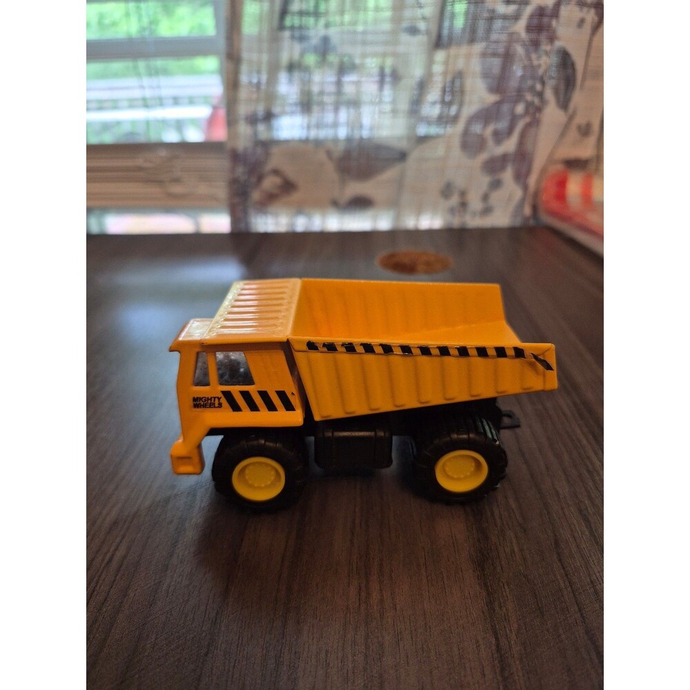 Soma Dump Truck Might Wheels Vintage Good Condition